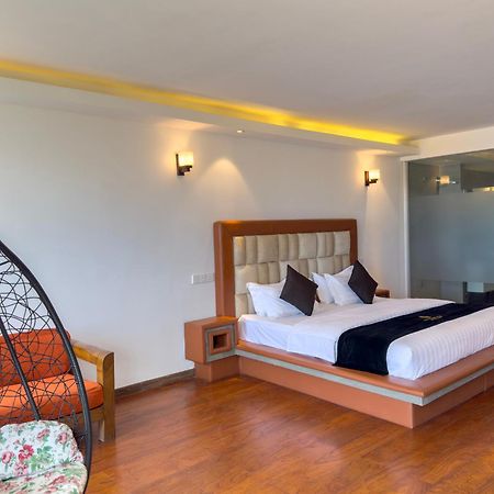 Mazarine Surf Suites Hiriketiya Dickwella Exterior photo